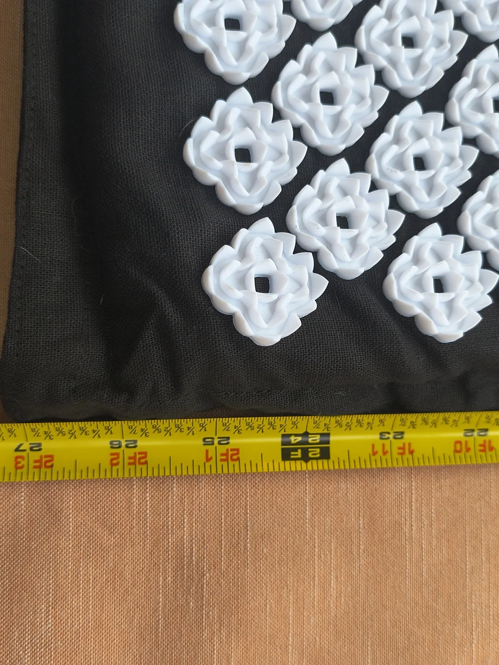 Kanjo Acupressure Mat Set Mat: 17 X 27 Inch With Pillow 14 Inch Black